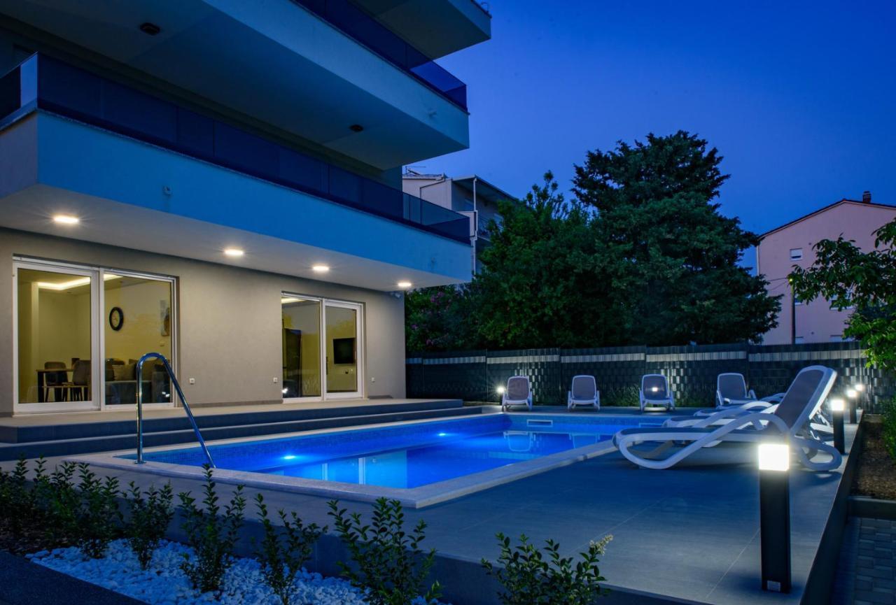 Seka Apartments With A Pool Kaštela Exterior foto